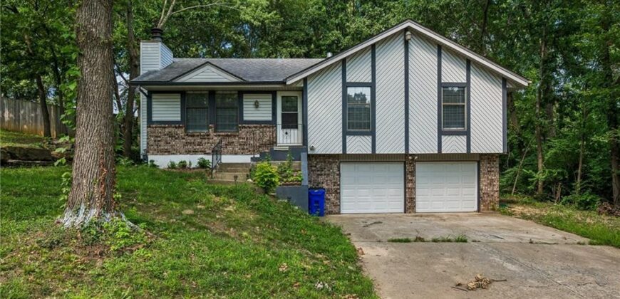6708 N Broadway Street, Kansas City, MO 64118