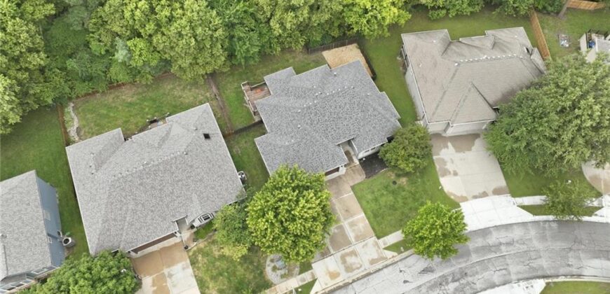 9038 N Saint Clair Avenue, Kansas City, MO 64154