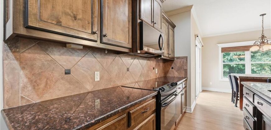 9038 N Saint Clair Avenue, Kansas City, MO 64154