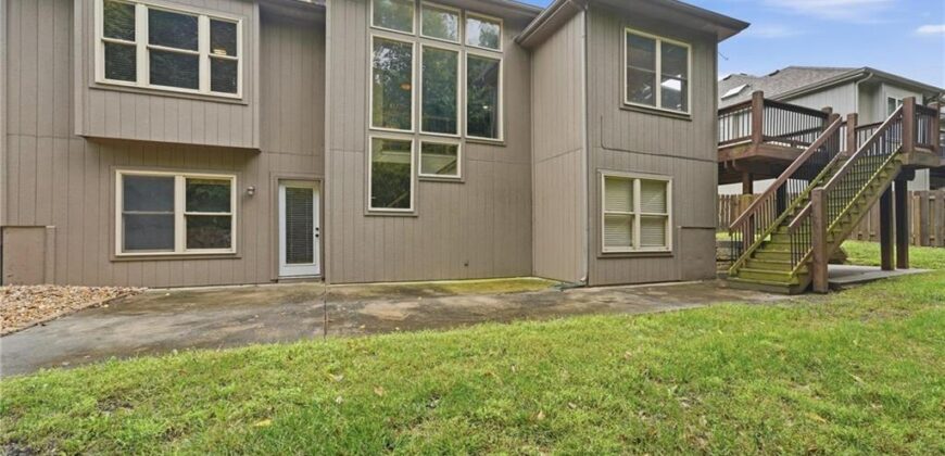 9038 N Saint Clair Avenue, Kansas City, MO 64154