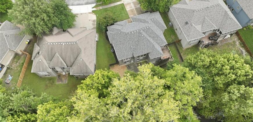 9038 N Saint Clair Avenue, Kansas City, MO 64154