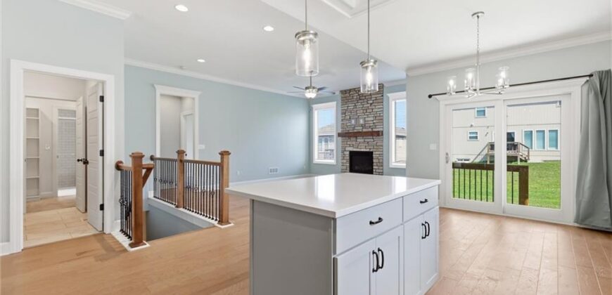 15348 Jessica Street, Parkville, MO 64152