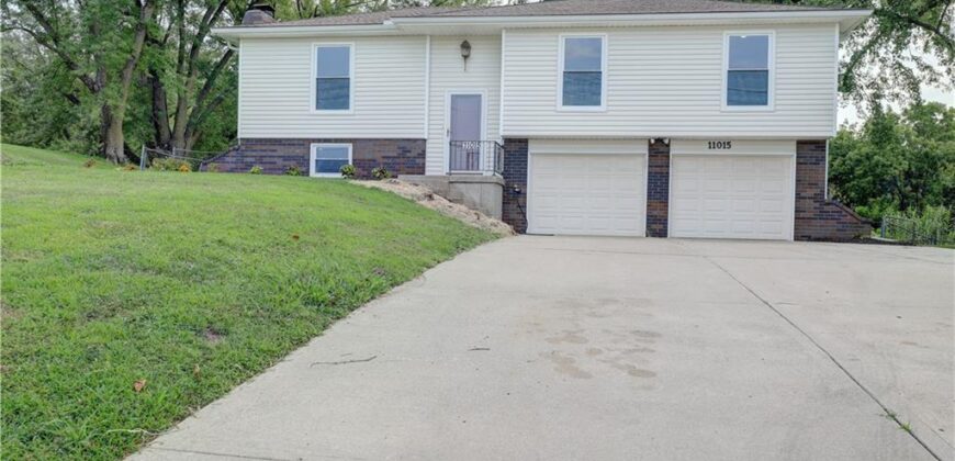 11015 NW Crooked Road, Kansas City, MO 64152
