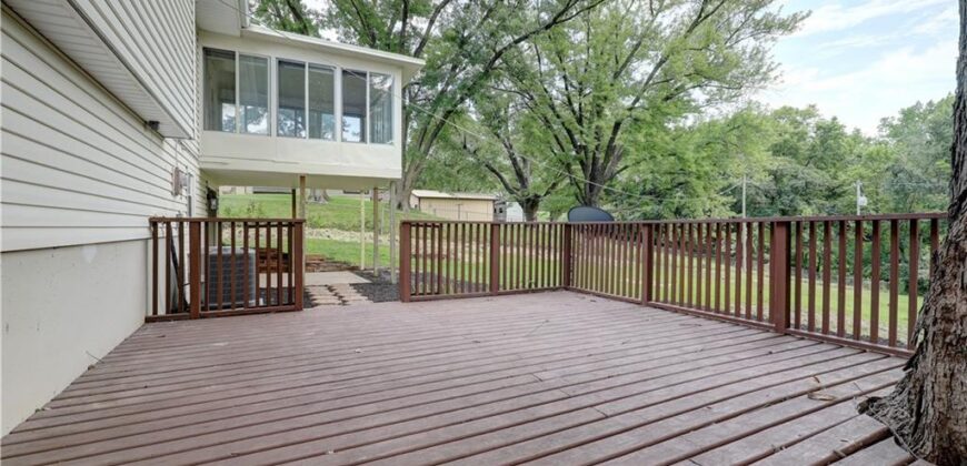 11015 NW Crooked Road, Kansas City, MO 64152