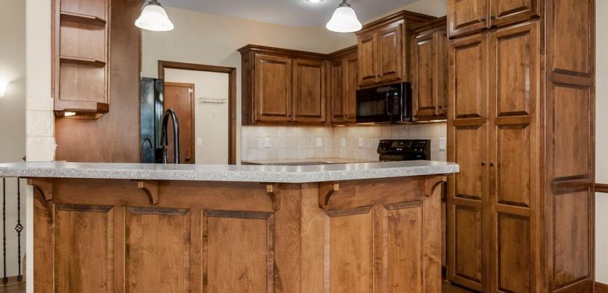 2004 NE 197th Court, Smithville, MO 64089