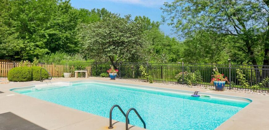 2004 NE 197th Court, Smithville, MO 64089