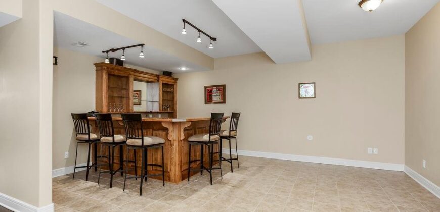2004 NE 197th Court, Smithville, MO 64089