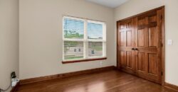 2004 NE 197th Court, Smithville, MO 64089