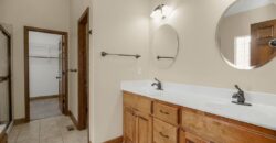 2004 NE 197th Court, Smithville, MO 64089
