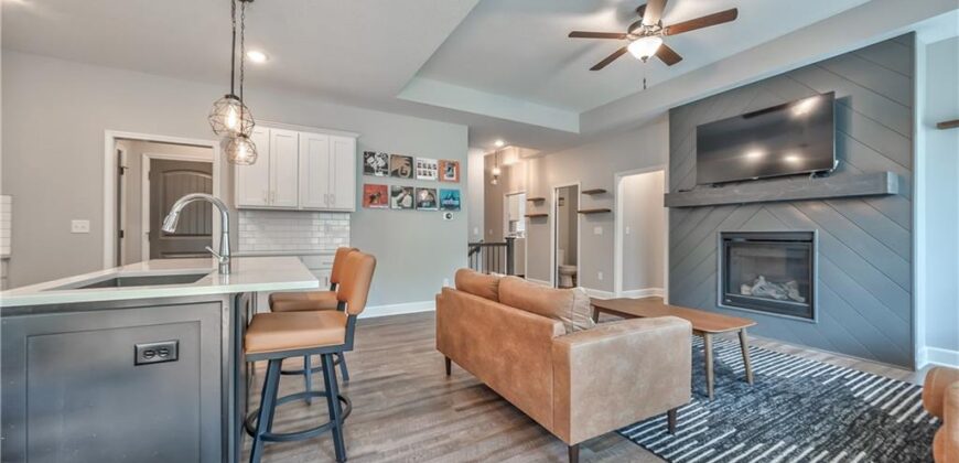 3704 NW 95th Street, Kansas City, MO 64154