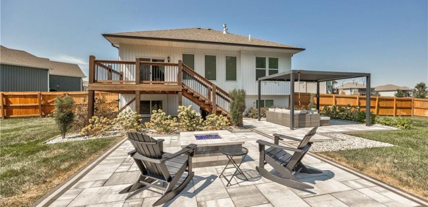 3704 NW 95th Street, Kansas City, MO 64154