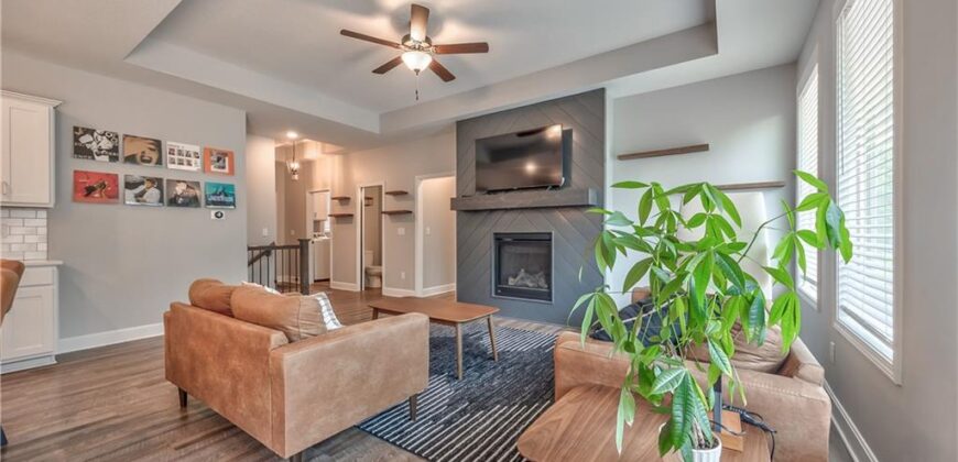 3704 NW 95th Street, Kansas City, MO 64154