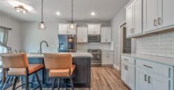 3704 NW 95th Street, Kansas City, MO 64154