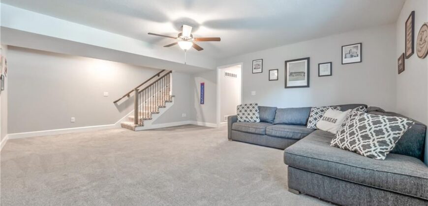 3704 NW 95th Street, Kansas City, MO 64154