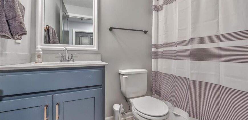 3704 NW 95th Street, Kansas City, MO 64154