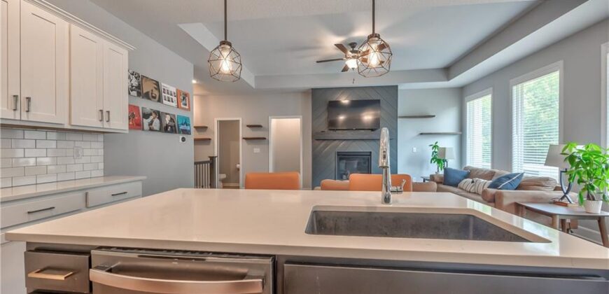 3704 NW 95th Street, Kansas City, MO 64154
