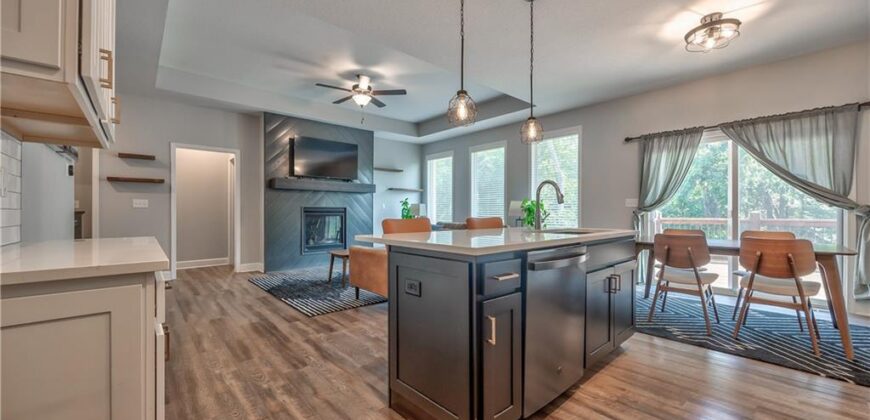 3704 NW 95th Street, Kansas City, MO 64154