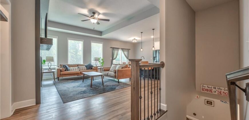 3704 NW 95th Street, Kansas City, MO 64154