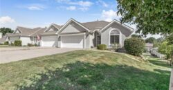 9613 N Locust Drive, Kansas City, MO 64155