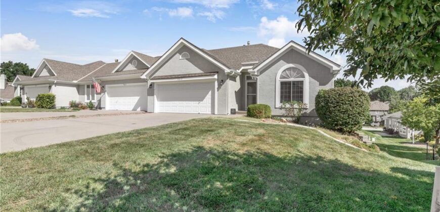 9613 N Locust Drive, Kansas City, MO 64155