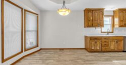9613 N Locust Drive, Kansas City, MO 64155