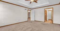 9613 N Locust Drive, Kansas City, MO 64155