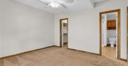 9613 N Locust Drive, Kansas City, MO 64155