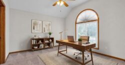 9613 N Locust Drive, Kansas City, MO 64155