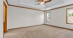 9613 N Locust Drive, Kansas City, MO 64155