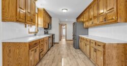 9613 N Locust Drive, Kansas City, MO 64155