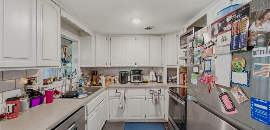 6509 River Road, Pleasant Valley, MO 64068