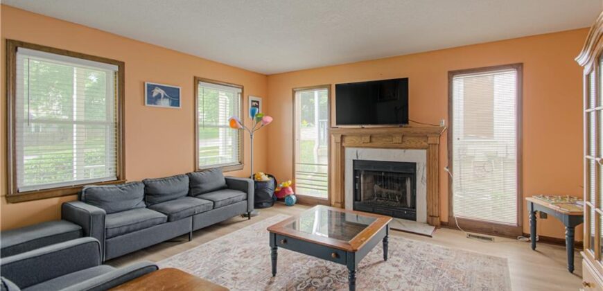 4602 NW 58th Terrace, Kansas City, MO 64151