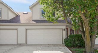 8202 NW Bradford Court, Kansas City, MO 64151