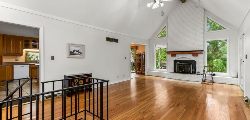 24825 Countryview Drive, Kearney, MO 64060