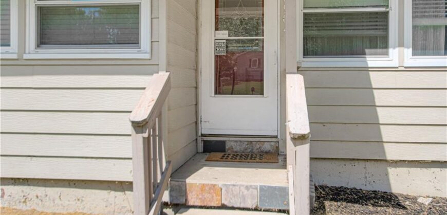 6904 NW Belvidere Parkway, Kansas City, MO 64152