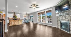 8615 NW 74th Terrace, Kansas City, MO 64152