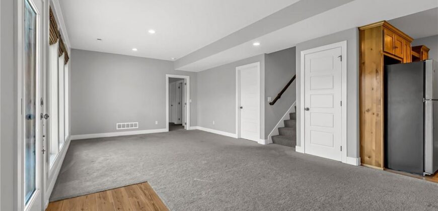 8615 NW 74th Terrace, Kansas City, MO 64152