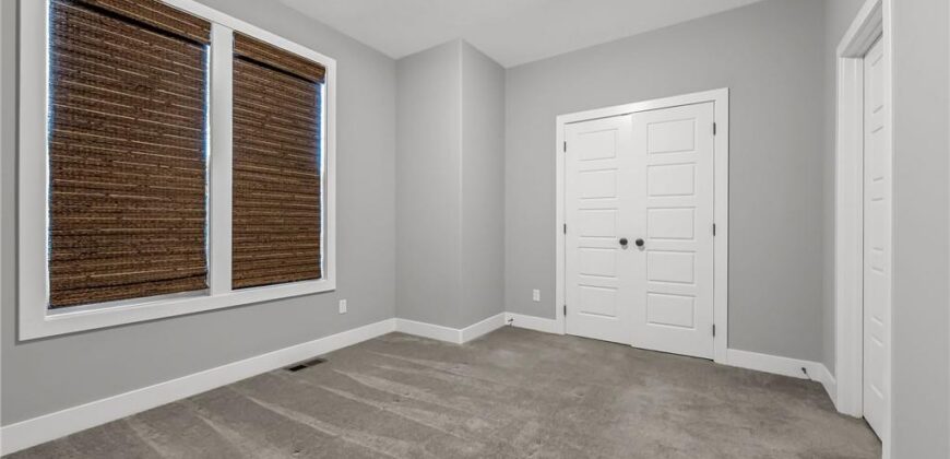 8615 NW 74th Terrace, Kansas City, MO 64152