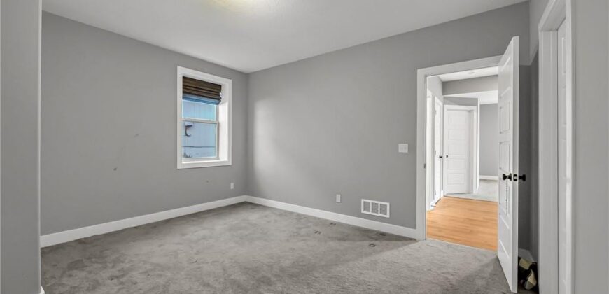 8615 NW 74th Terrace, Kansas City, MO 64152