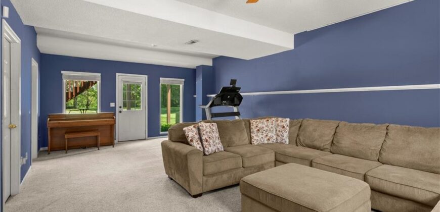8530 NE 109th Terrace, Kansas City, MO 64157