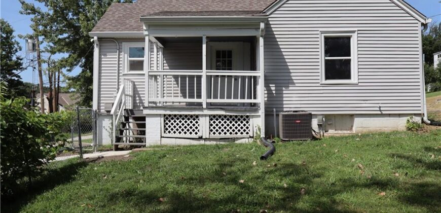 403 NE 41st Street, Kansas City, MO 64116