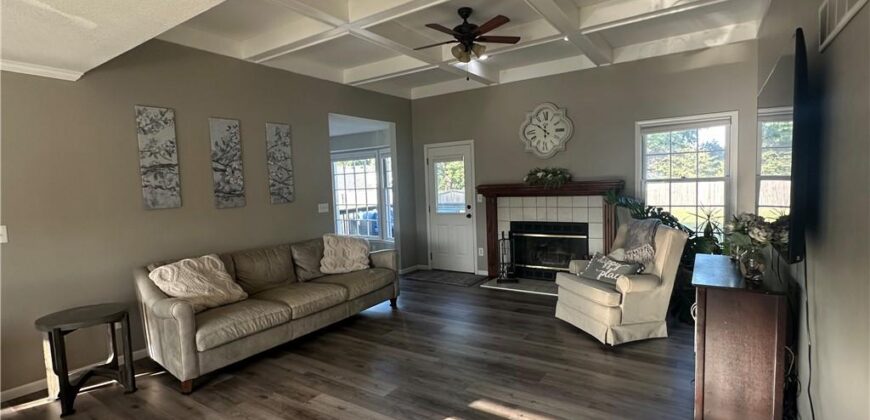 5014 NW 85th Street, Kansas City, MO 64154