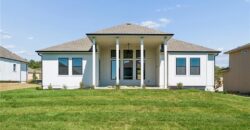 5782 NW Black Oak Court, Parkville, MO 64152