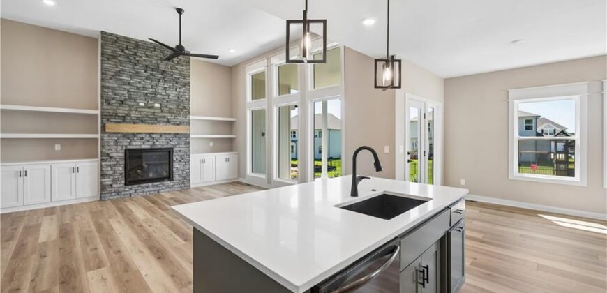 5782 NW Black Oak Court, Parkville, MO 64152