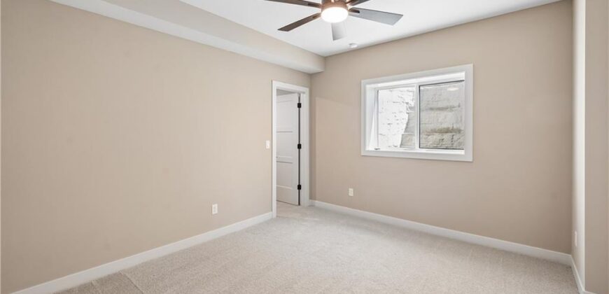 5782 NW Black Oak Court, Parkville, MO 64152