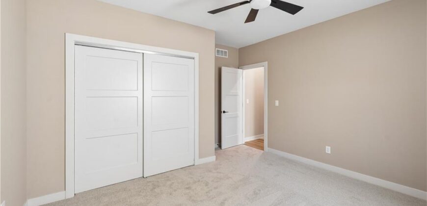 5782 NW Black Oak Court, Parkville, MO 64152