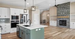 5782 NW Black Oak Court, Parkville, MO 64152
