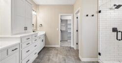 5782 NW Black Oak Court, Parkville, MO 64152