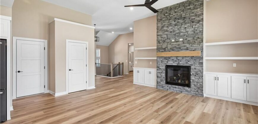 5782 NW Black Oak Court, Parkville, MO 64152