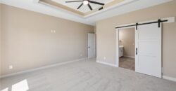 5782 NW Black Oak Court, Parkville, MO 64152